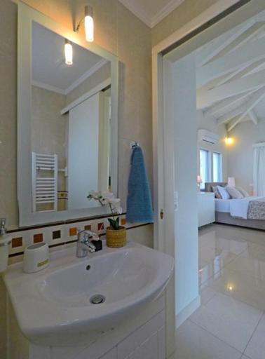 Апартаменты Sunray Studio In Poros Порос Экстерьер фото