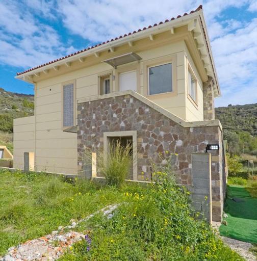 Апартаменты Sunray Studio In Poros Порос Экстерьер фото