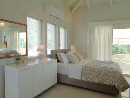 Апартаменты Sunray Studio In Poros Порос Экстерьер фото