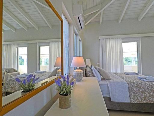 Апартаменты Sunray Studio In Poros Порос Экстерьер фото